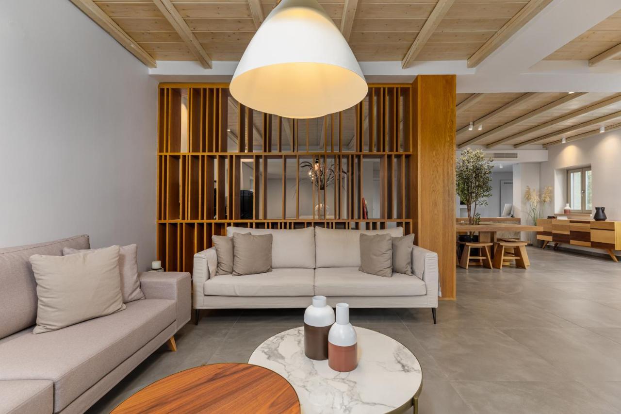 Salvia Areopolis All Suite Hotel מראה חיצוני תמונה