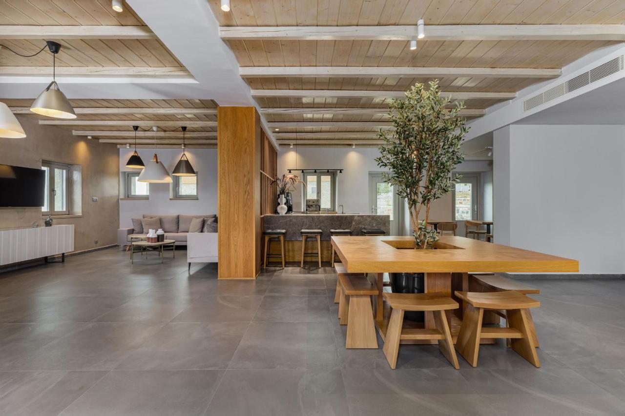 Salvia Areopolis All Suite Hotel מראה חיצוני תמונה